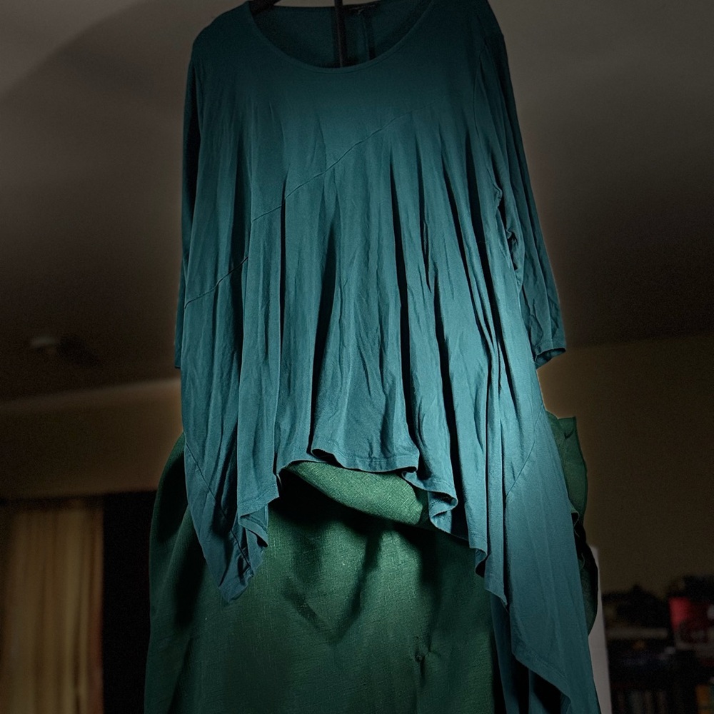 Hi Lo Flowy Teal Green Tunic Top